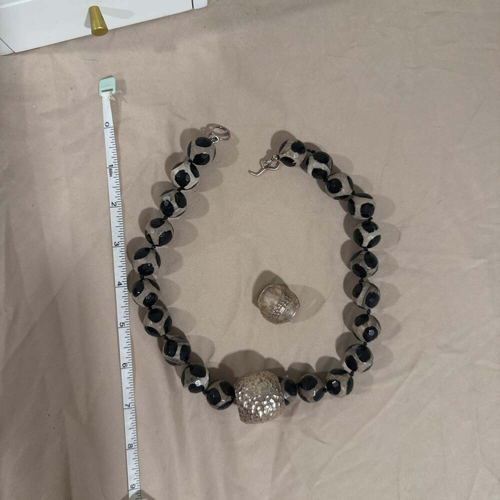 Black Beauty 16" Necklace